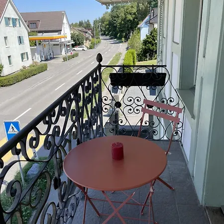 Neu Renovierte Grosse In Der Stadt Lejlighed